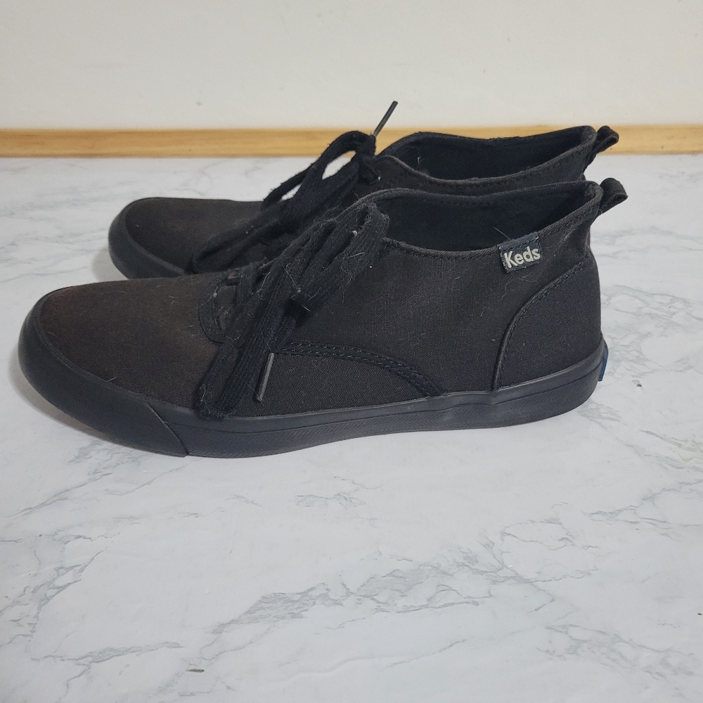 Keds Black Sneakers, Size 8 - Picture 4 of 6
